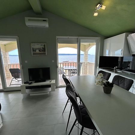 Villa Bubi Traù Esterno foto